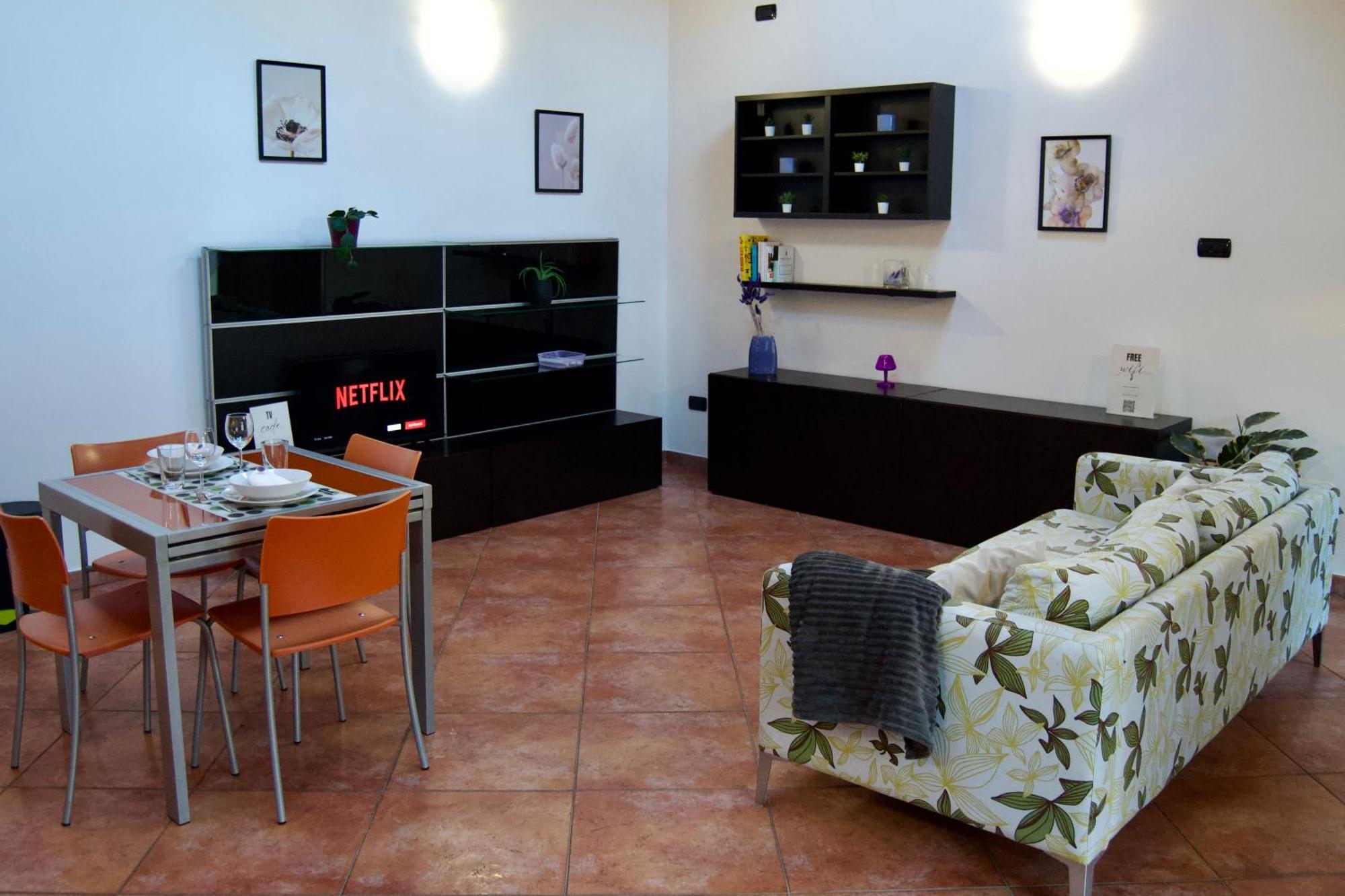 모데나 Casa Viola, Deliziosa Mansarda In Centro Storico 아파트 외부 사진